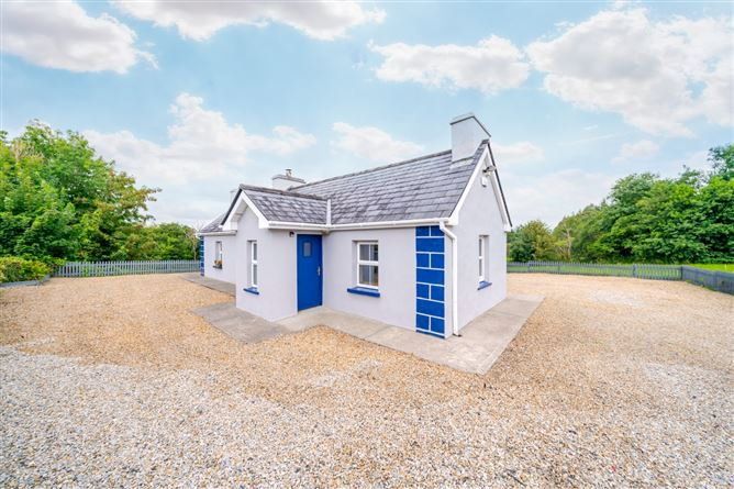 The two-bedroom cottage that had once belonged to the late Margaret Sweeney, was listed for sale this morning. Photo: DNG Cyril Burke.